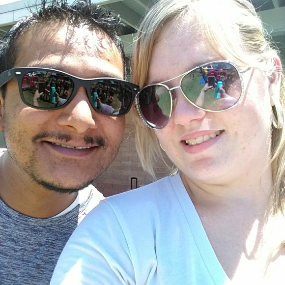 Meet your Posher, Sara - Picture 5 of 5